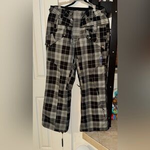 RIDE SNOWBOARD PANTS SIZE LARGE WORN ONCE